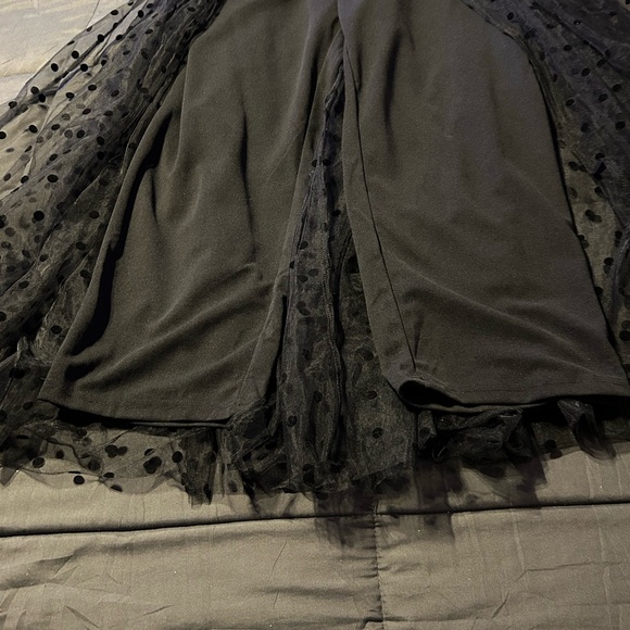 Chic Black Sleeveless Jumsuit with with Sheer Polka Dot Overlay - Picture 7 of 8